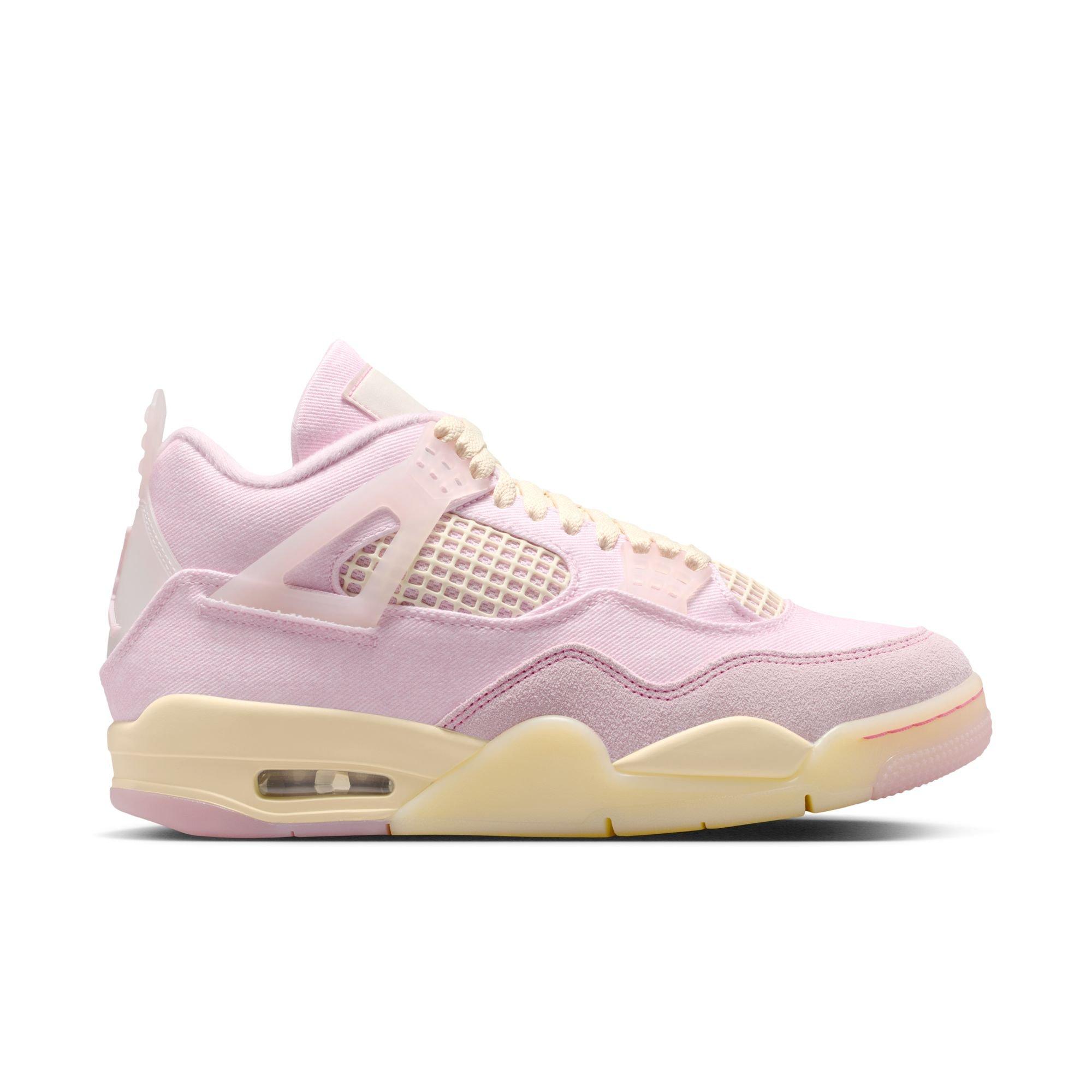 Jordan 4 Retro "Iced Carmine" Women's Shoe - PEARL PINK/ICED CARMINE/COCONUT MILK